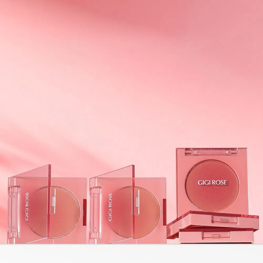 No Flyaways Non-Drying Monochrome Make-up Face Blush for Girlfriend Get-Togethers