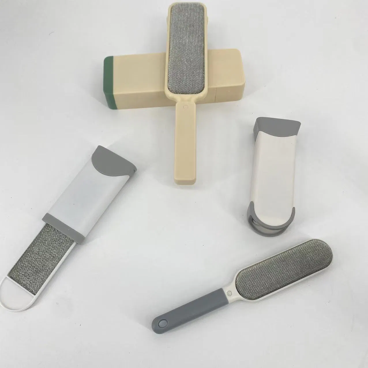 Household Good Grips Furlifter Pet Garment Brush Hair Remover for Clothing White Garment Brush