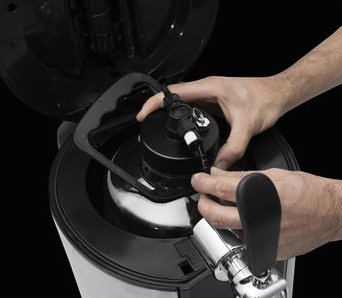 5L Giant Stainless Perfect Household Electric Beer Machine CO2 Dispenser with a Detachable Drip Tray for Easy Cleaning