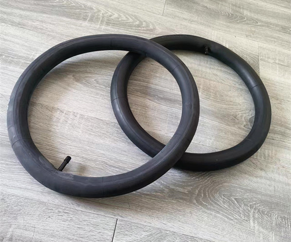 Камера велосипедная 28x1 1/2-1 5/8 с разными вентилями