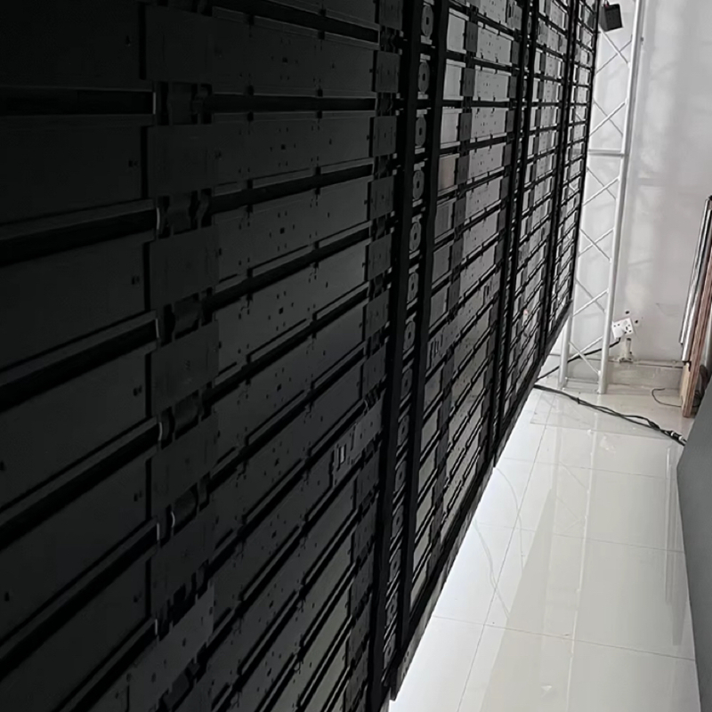 LED Rolling Gate Display Screen P3.91 Screen High Refresh Rate Folding Lifting System