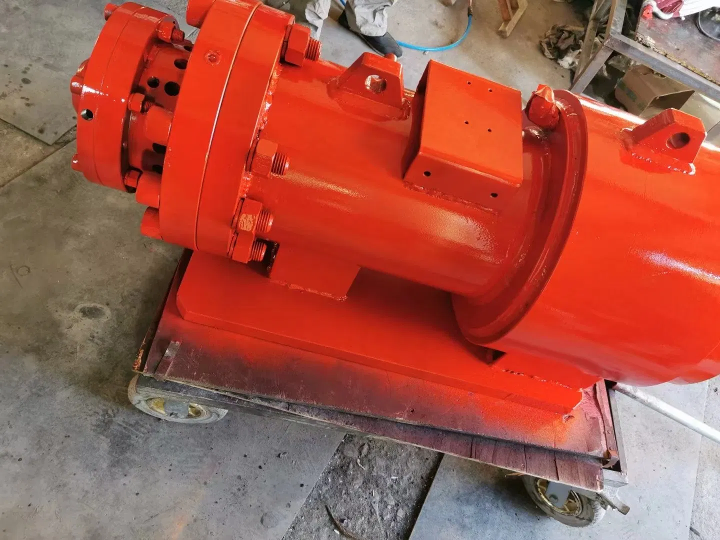 Пневматический молот для обрубки литников и прибылей