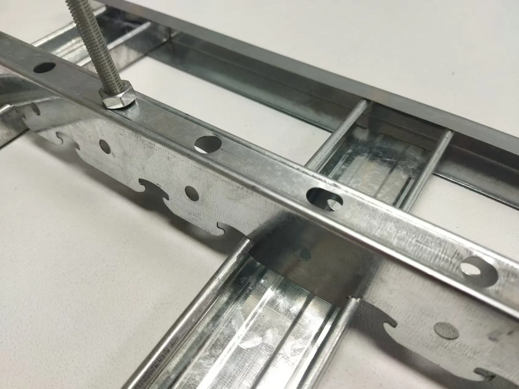 Heavy Duty Wall Angle Galvanized Channel Wall Angle U Wall Angle for Construction
