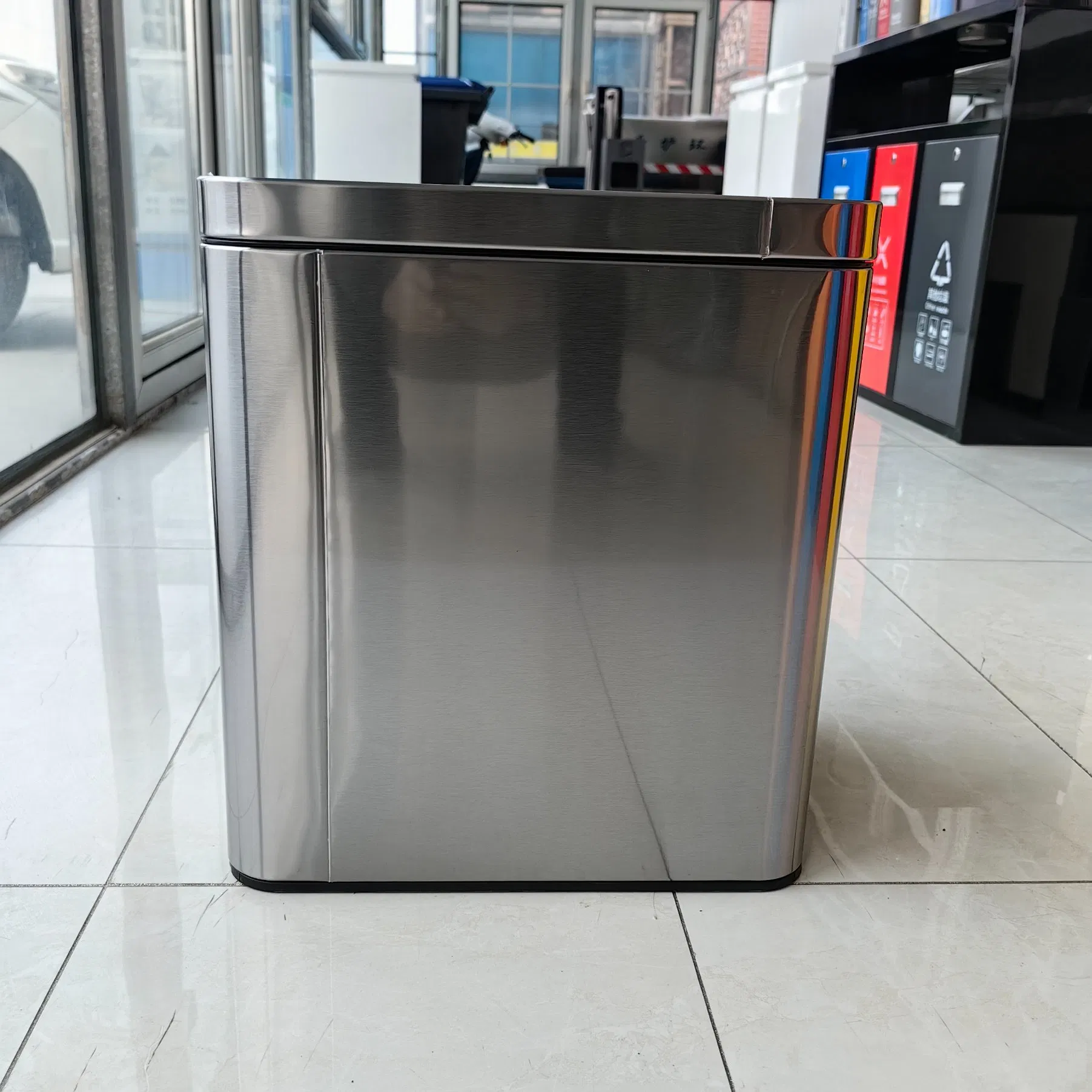 Ножная мусорная корзина из нержавеющей стали, 18 л