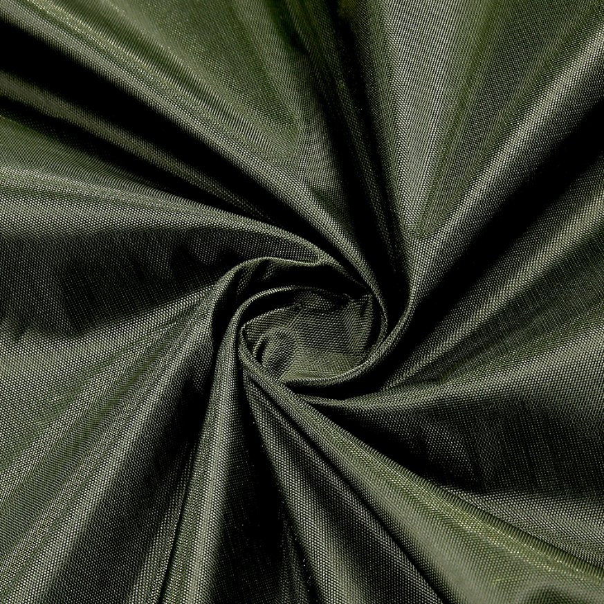 Olive Green Color Polyester Rain Proof Square Shape Stock Rain Suit Poncho