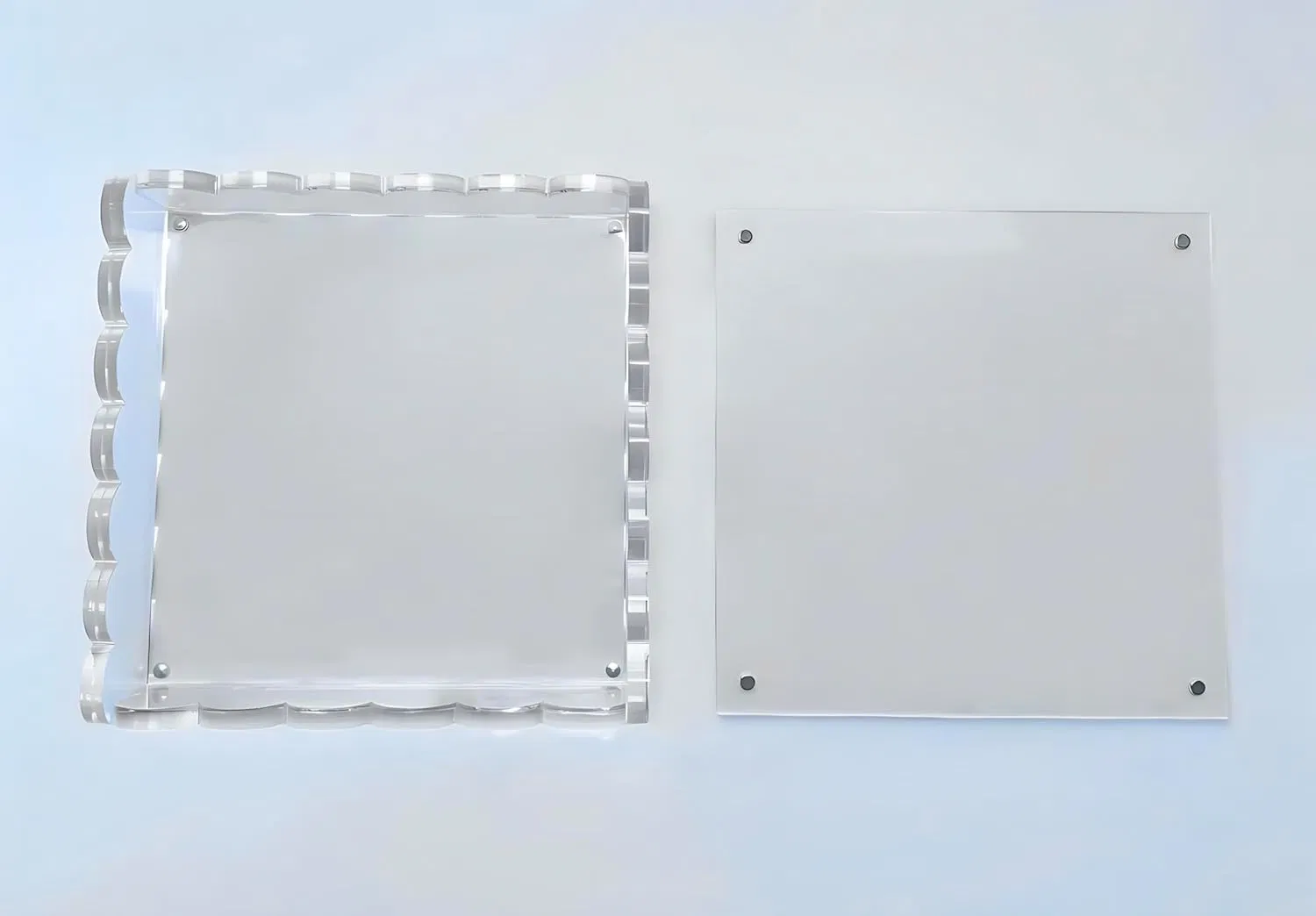 OEM Supplier Custom Waterproof UV Printing Bottom Acrylic Hotel Amenities Service Tray with Handle