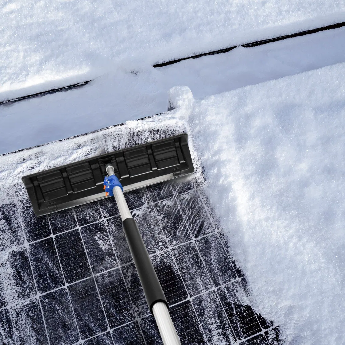 24 Inch Wide Roof Snow Scraper Built-in Wheels with Telescopic Aluminum Pole