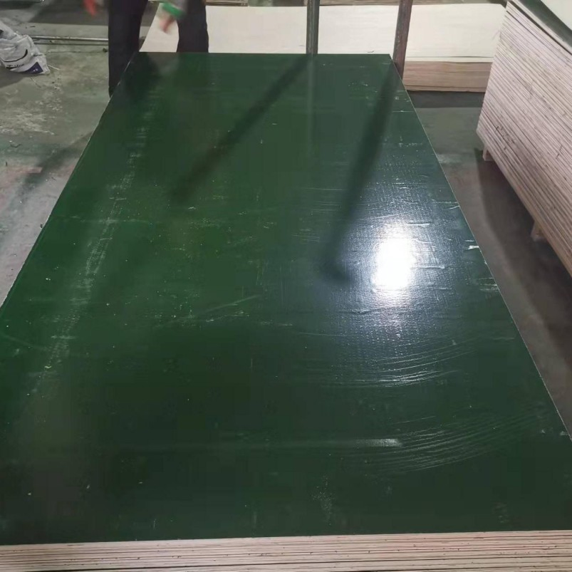 Moisture-Resistant Plywood - Supplier of Eco-Friendly Film Face Solutions