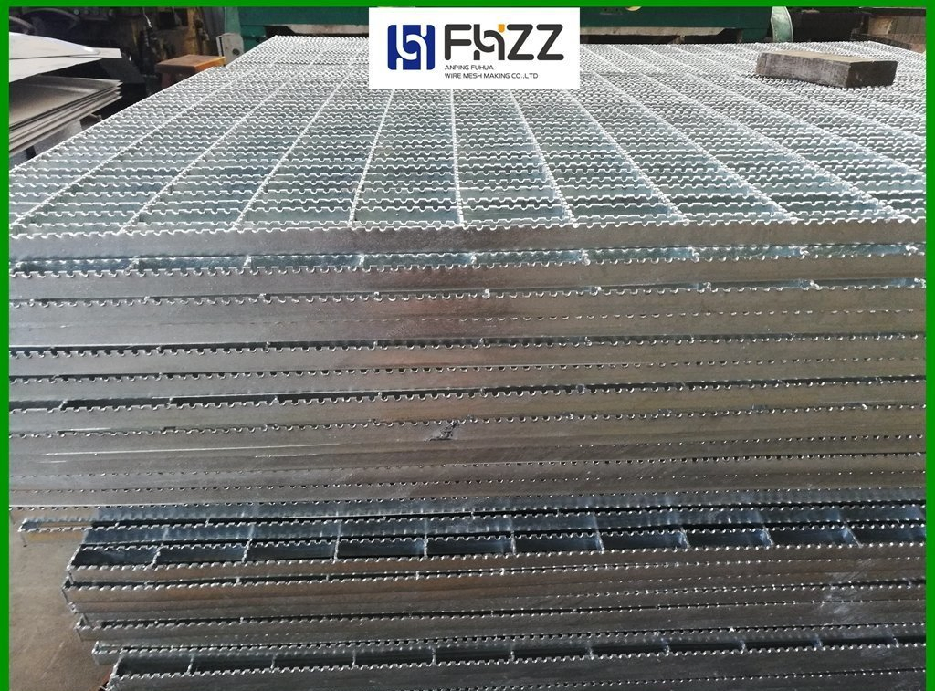 Customized Galvanized Steel Grating / Drain Grating Covers / Catwalk Steel Grating