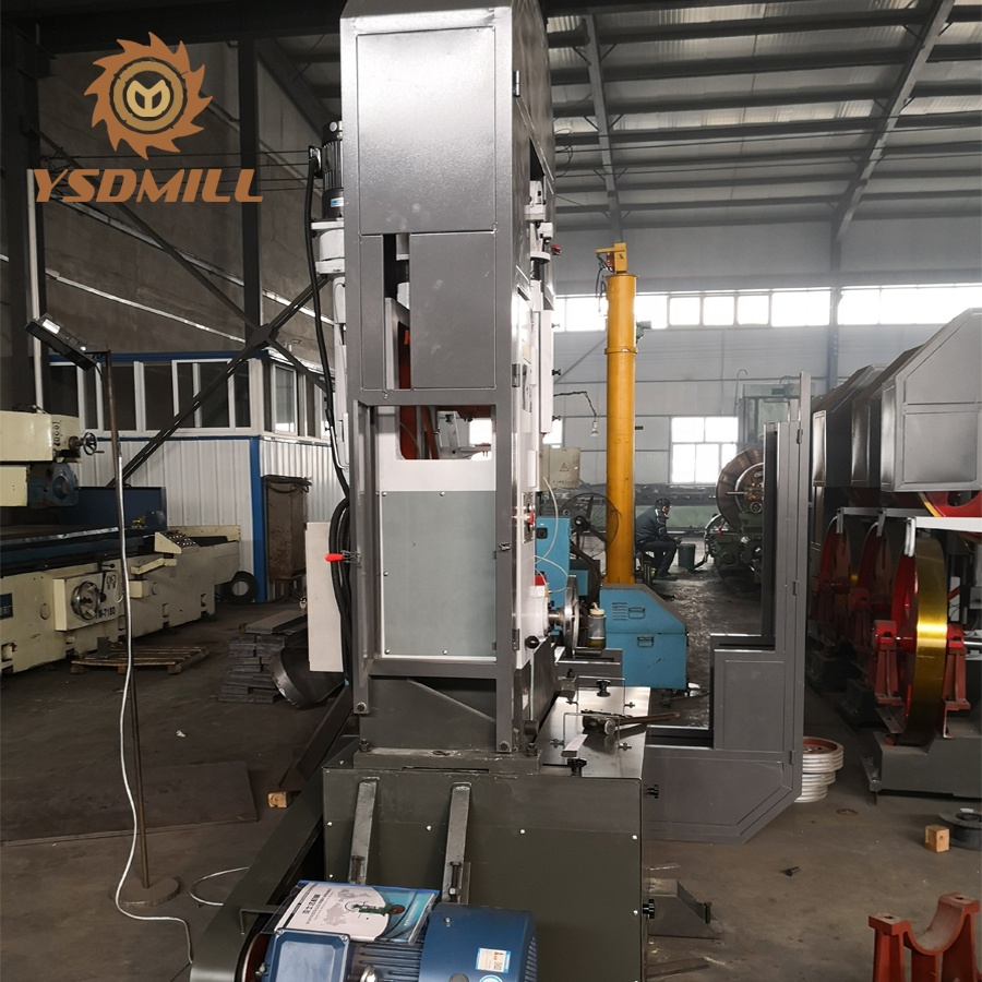 Ленточная пила по дереву вертикальная