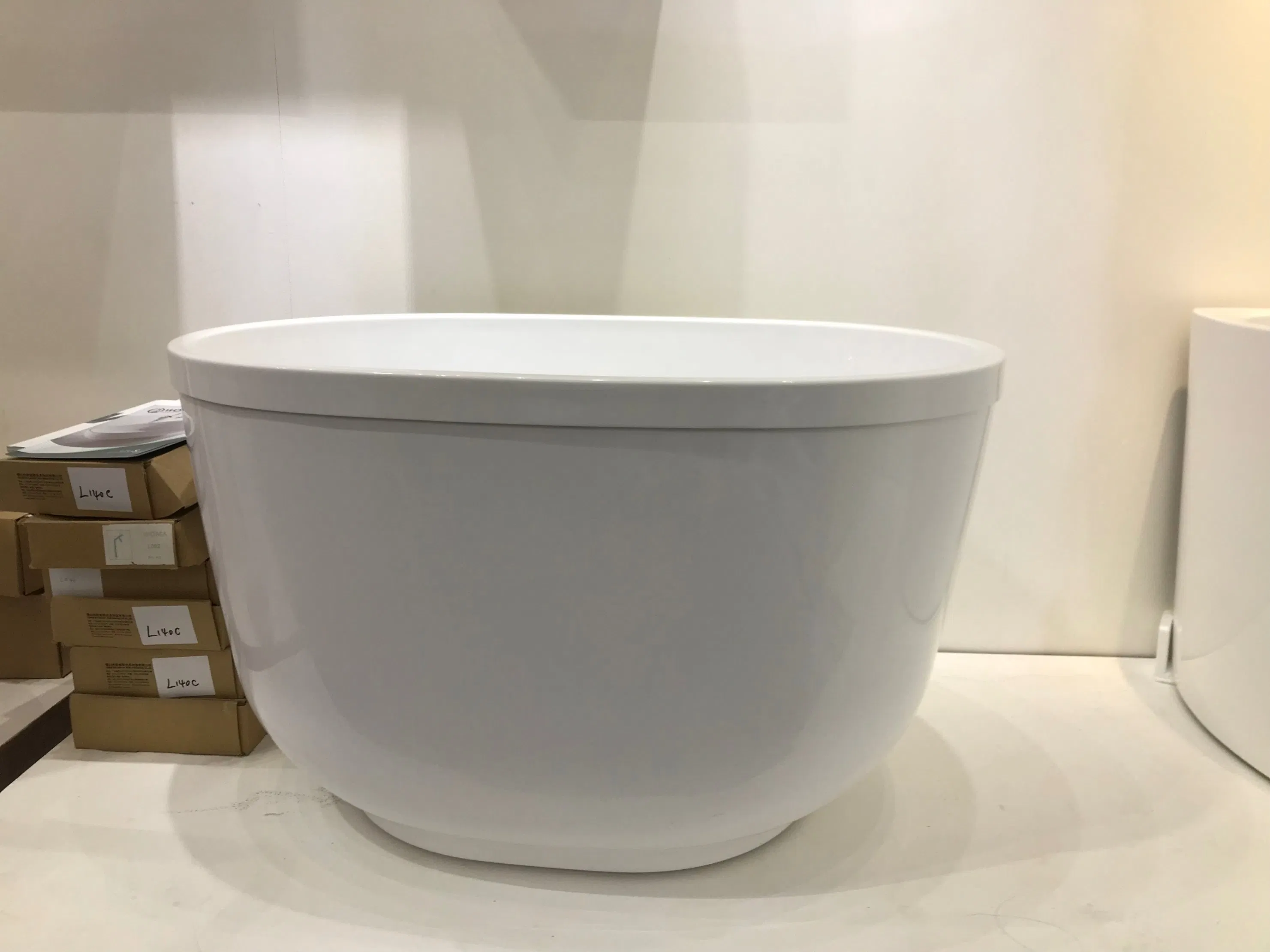 Детская акриловая ванна Woma Q178, 1.1 м