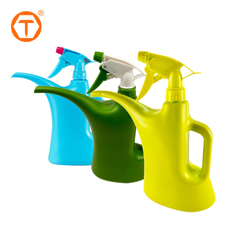 900ml Custom Mini Bottle Sprayer Garden Plastic Dual Purpose Watering Can for Plants Watering Tools