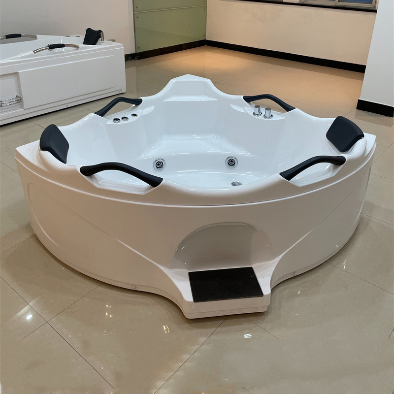Большая угловая гидромассажная ванна Balboa