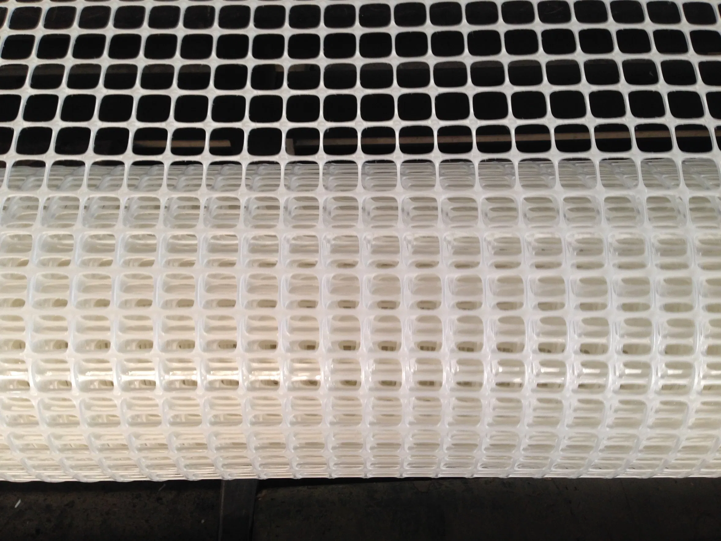 Feicheng Lianyi PP Biaxial Geogrid PP Traxial Geogrid Bx1515 Bx2020 Bx3030 Bx4040 Tx150 Tx160 Tx170 China Geogrid PP Biaxial Geogrid