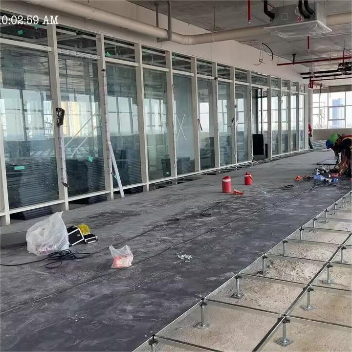 Стальные фальшполы с бетонным заполнением