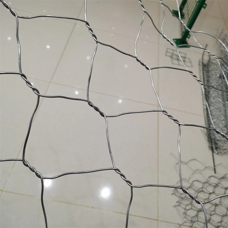 Zenyo High Standard 10FT X 6FT Chain Link Fencing Football Pitch Fence Cyclone Wire Fence Price for Philippines Supply