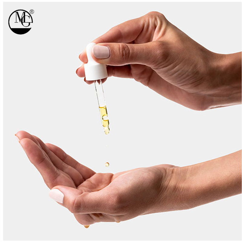 Non Greasy Jojoba Oil Essence Relieves Dry and Balances Oily Skin Essence