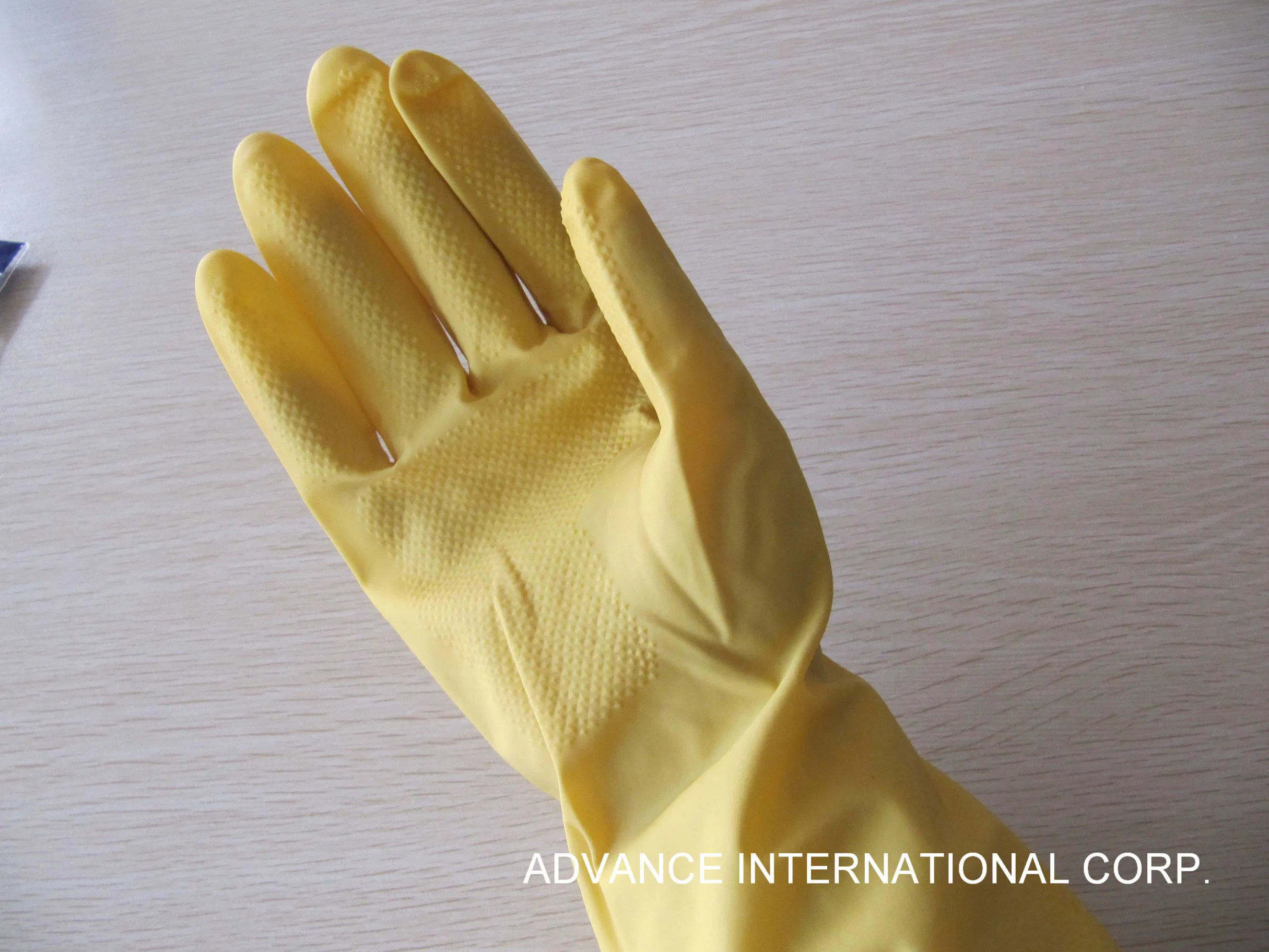 China Manufacturer Natural Latex Household Gloves for Cleaning Purpose