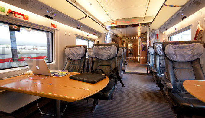 Factory Sales Outdoor Industry Flooring Birch Anti Slip Film Plywood