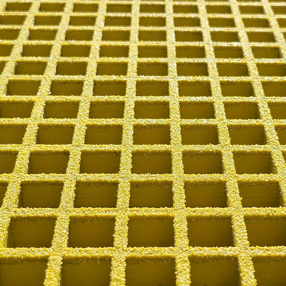 Anti Slip FRP Grating Industrial Platform Flooring Mesh Grid Panel Structural Strength Lightweight Chemical Resistance UV Stable Long Lifespan