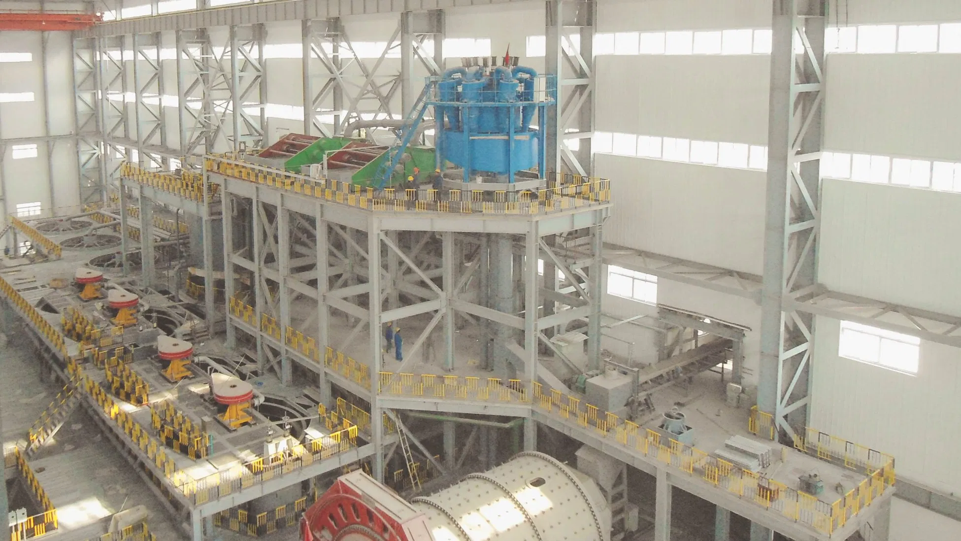 Heavy-Duty Steel Storage Structures for Automotive Workshop Efficiency