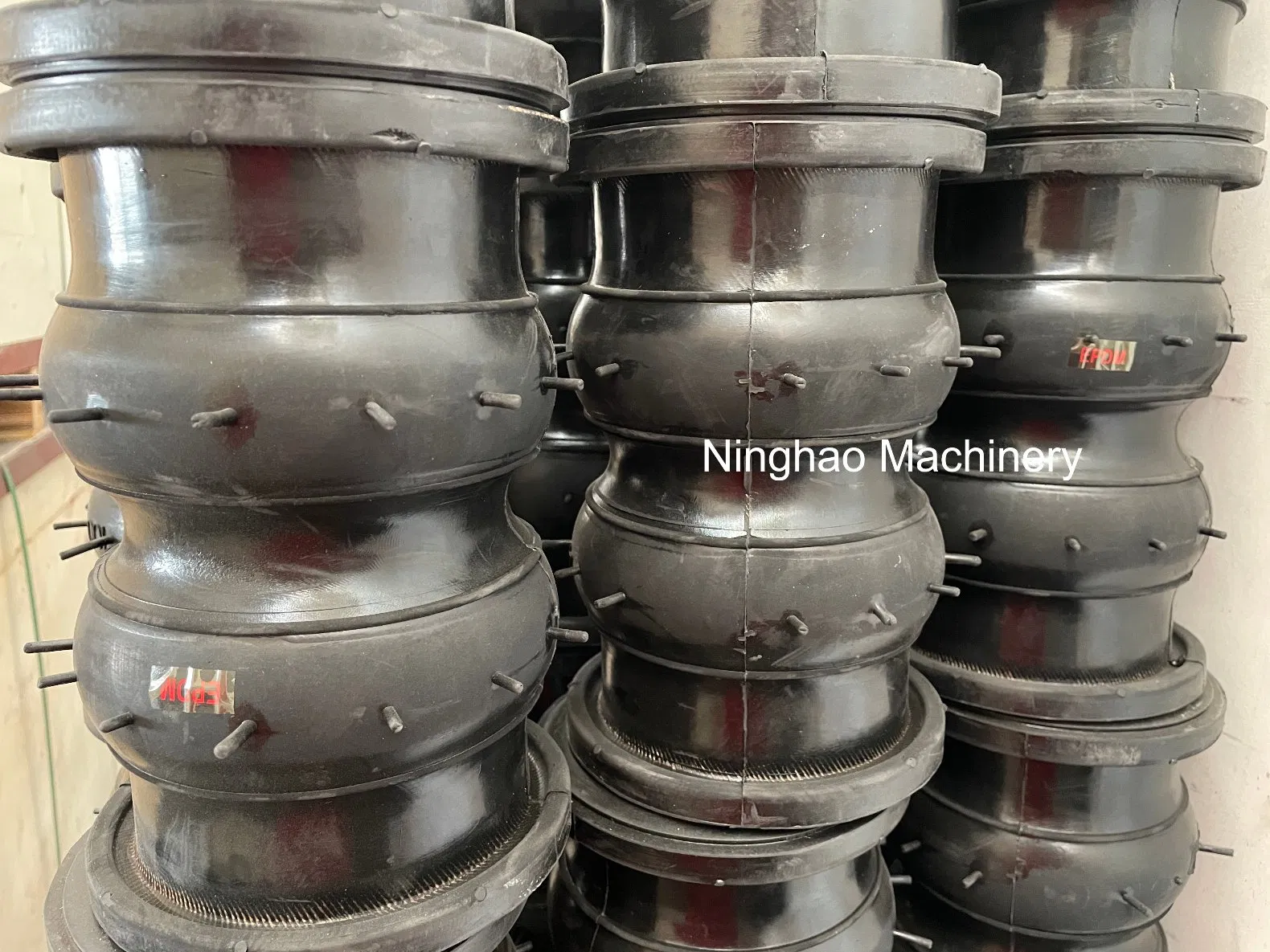 Manufacture Expans Flexible Compensator Flanged Connector Pipe Coupling Rubber Expansion Joint