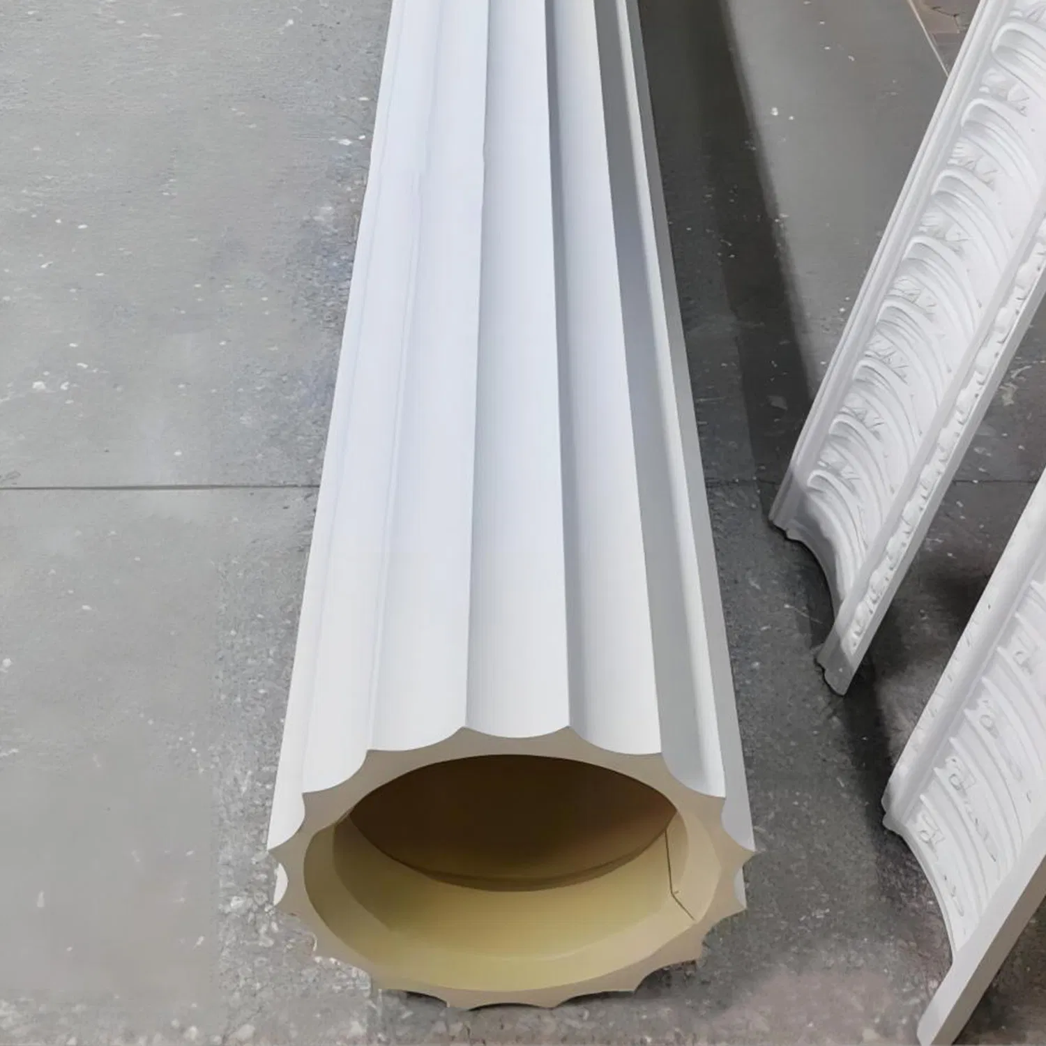 Auuan Decor Guangzhou Manufacture Wholesales Price Square PU Pillars