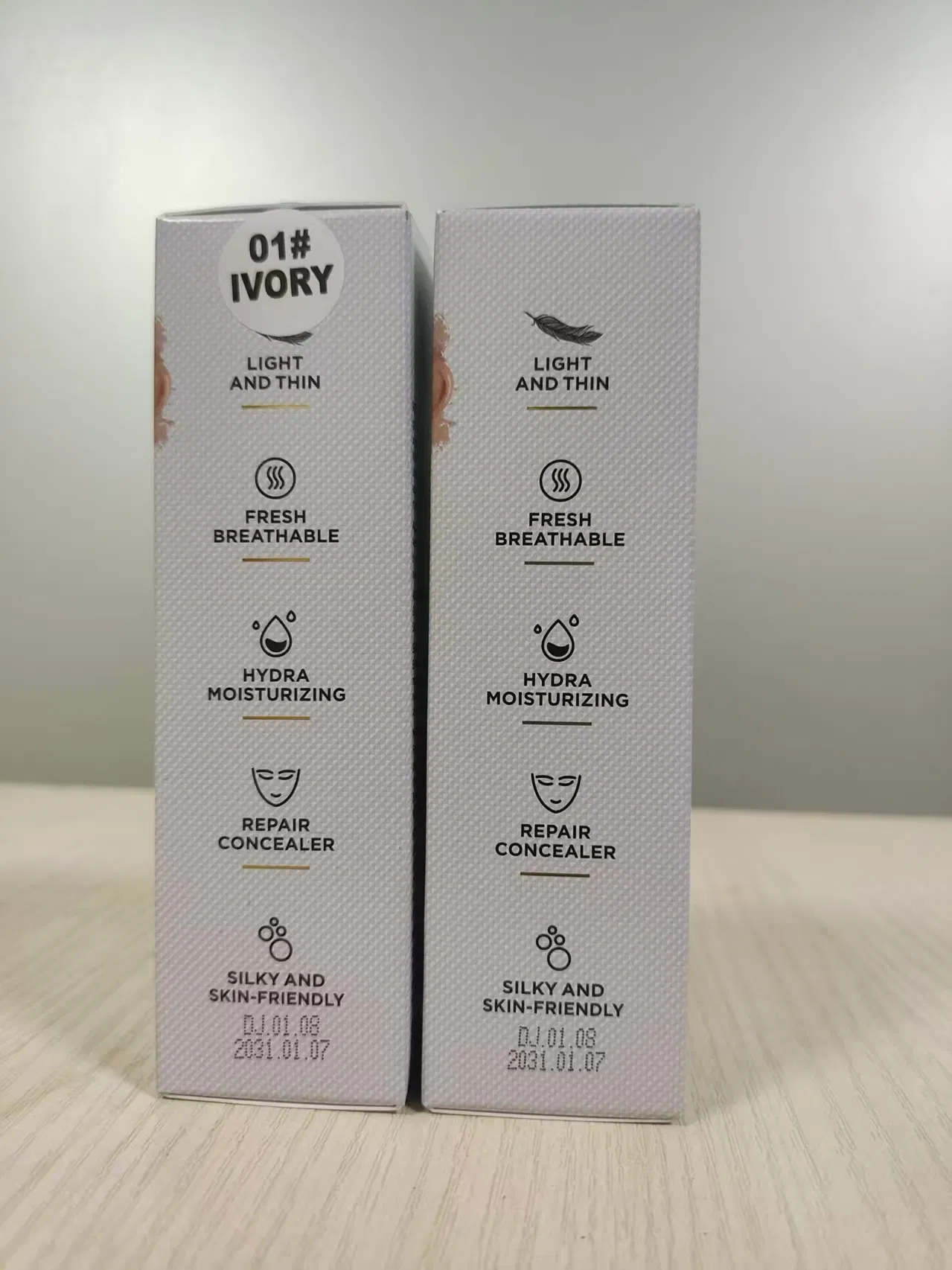 Dizao Long-Lasting Hydration Natural Nude Liquid Foundation