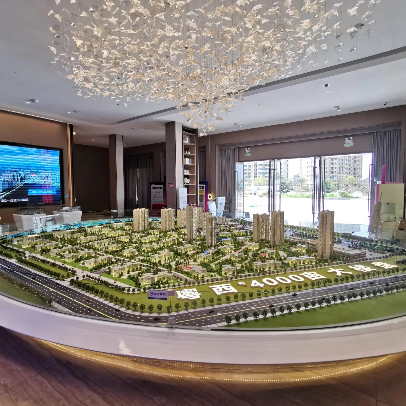 Diversified Community Scale Model Includes The Design of Residential and Commercial Building