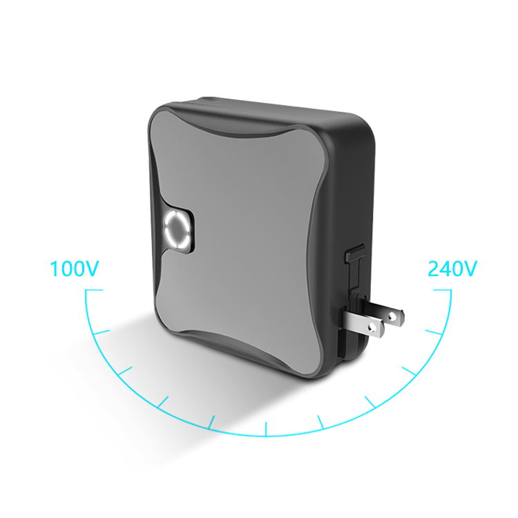 Портативный Power Bank 10000mAh с фонариком и быстрой зарядкой