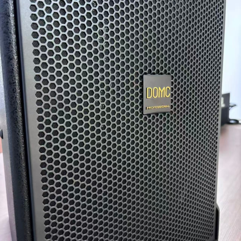 Domc K215 15-Inch Speaker with 45Hz-20kHz Range and 99dB Sensitivity