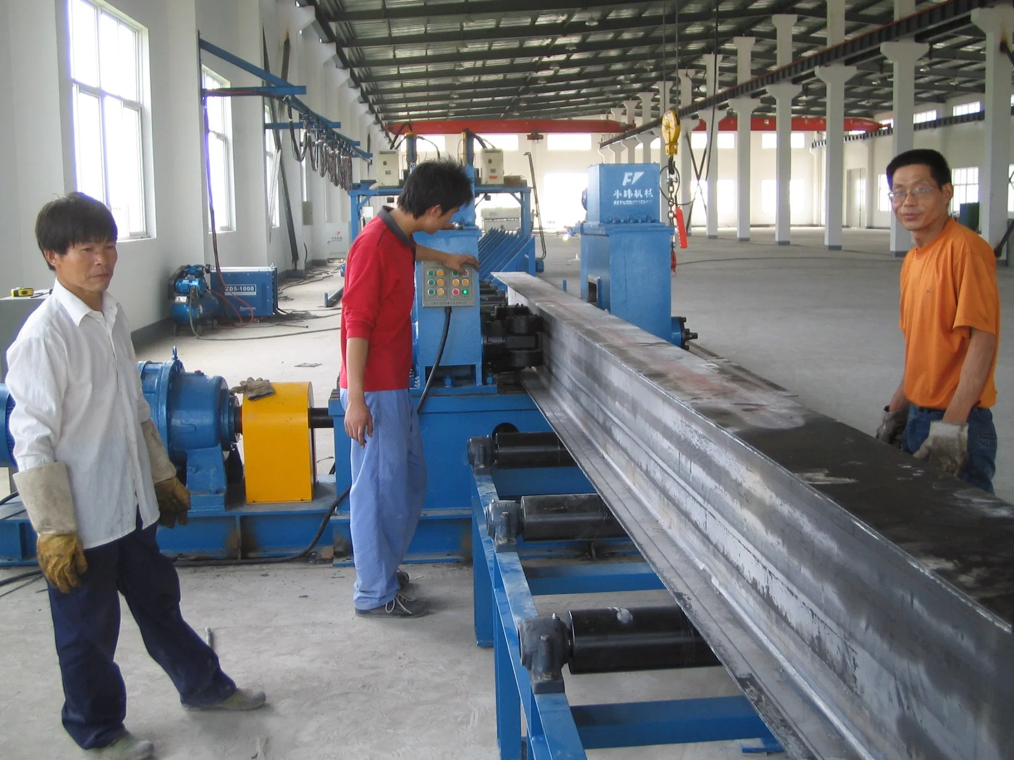 Heavy-Duty Beam Straightener for Steel I and H Beams
