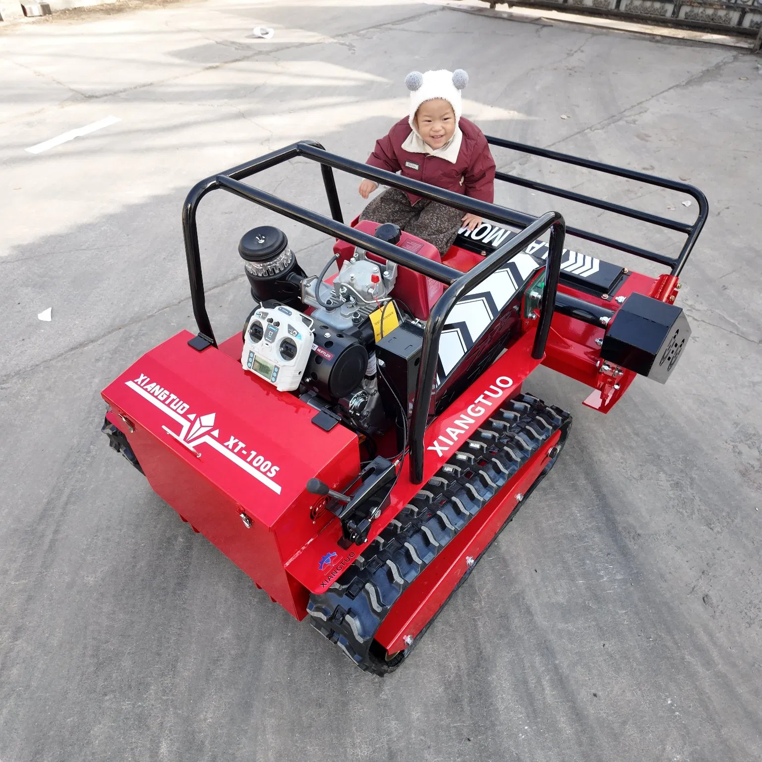 Газонокосилка-робот с бензиновым двигателем, дистанционное управление