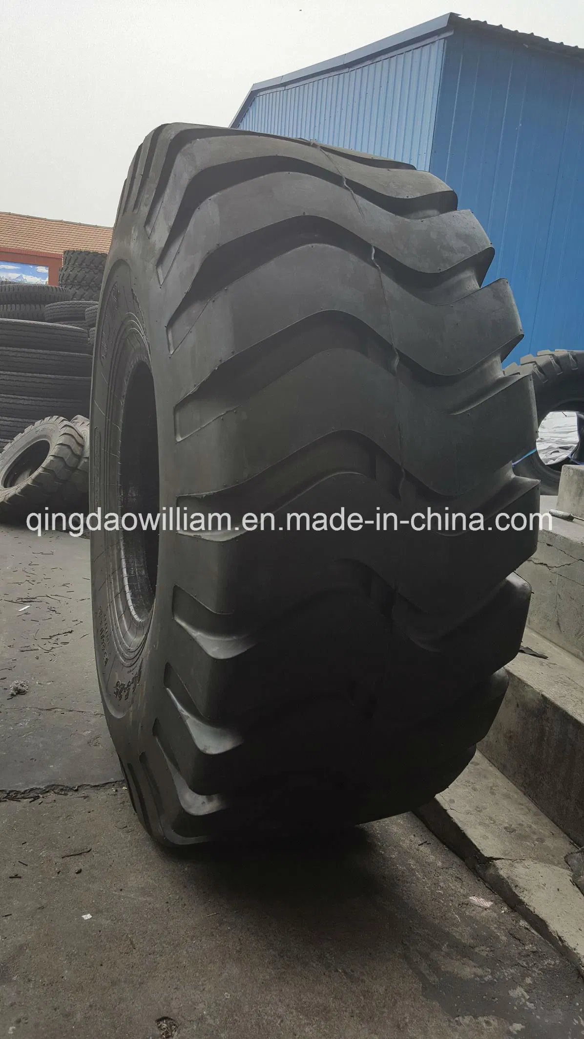 23.5x25 Off-Road Tire