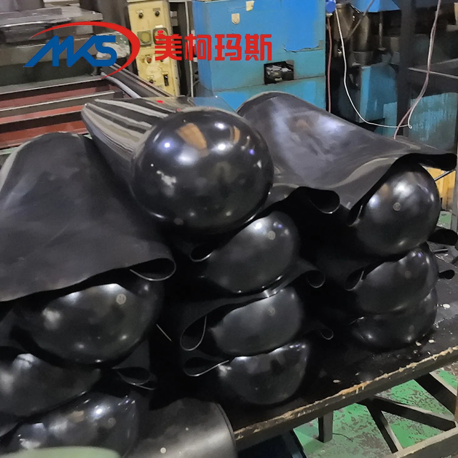 Гидравлический аккумулятор MKS 493-4874, 494-3891