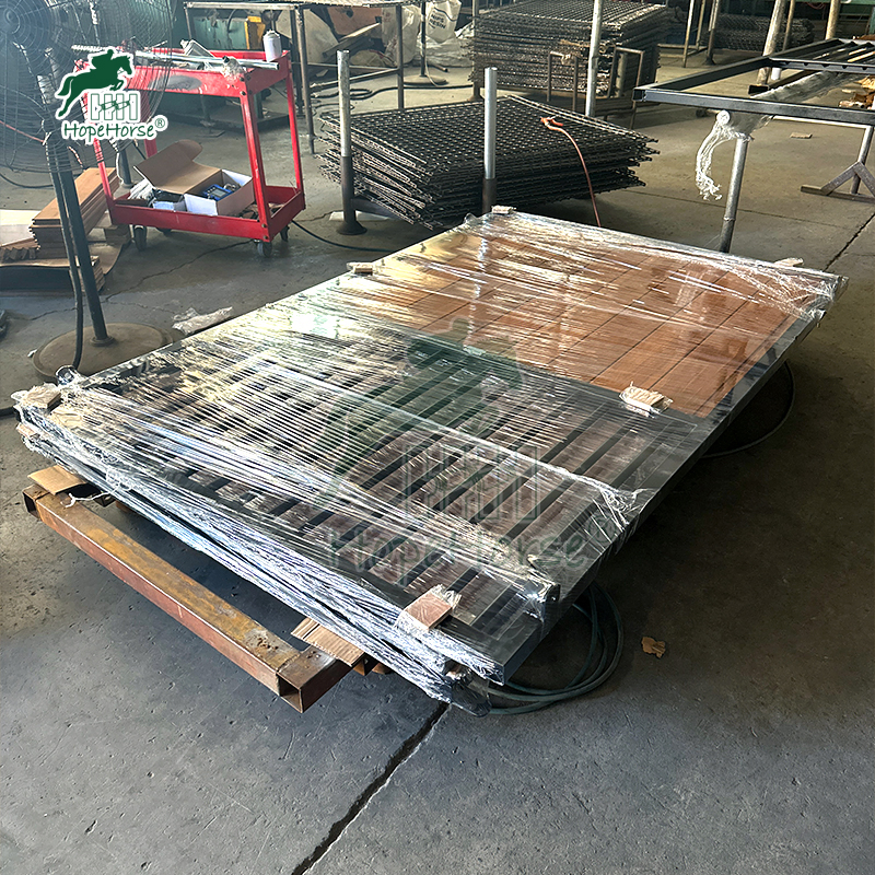 New Design Galvanized Steel Portable Horse Stables