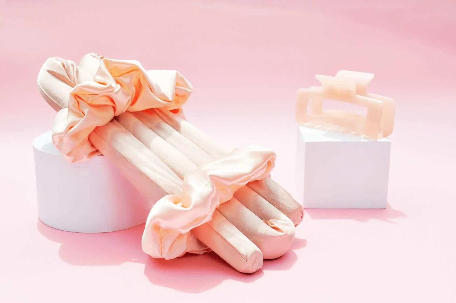 Wholesale 16mm 19mm 22mm Popular Heatless Silk Hair Curler for Female