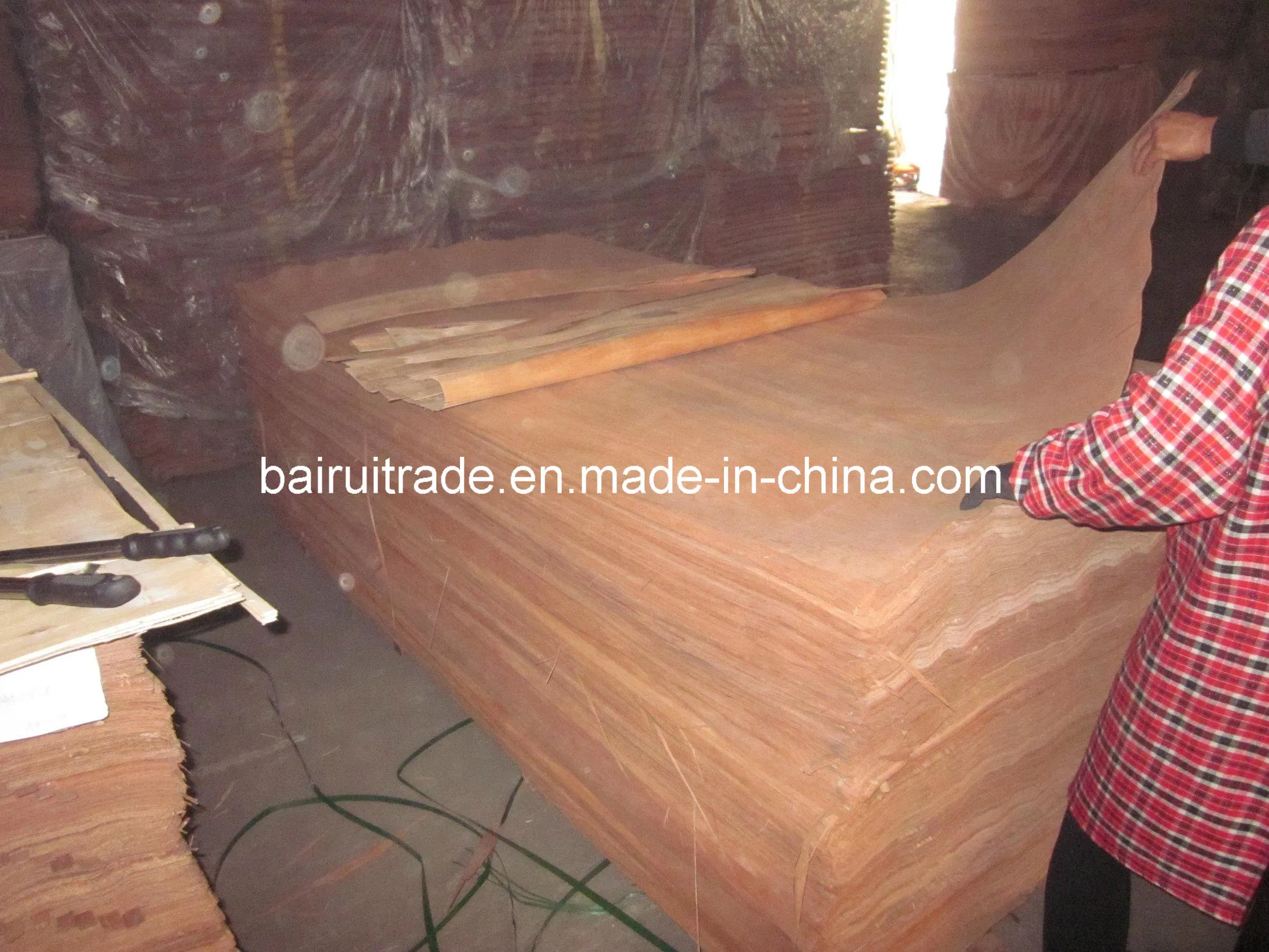 0.3mm Okoume Wood Face Veneer for Making Plywood