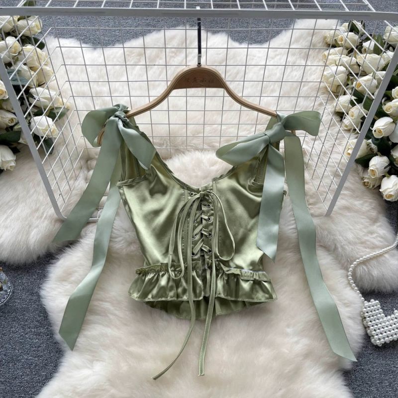 Одежда женская повседневная платья и футболки микс