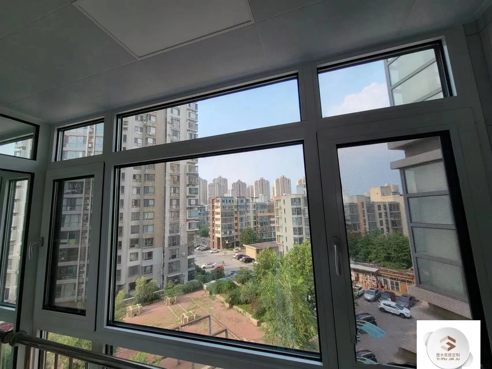 China Manufactuer Glass PVC UPVC Aluminum Invisible Screen Casement Sliding Window