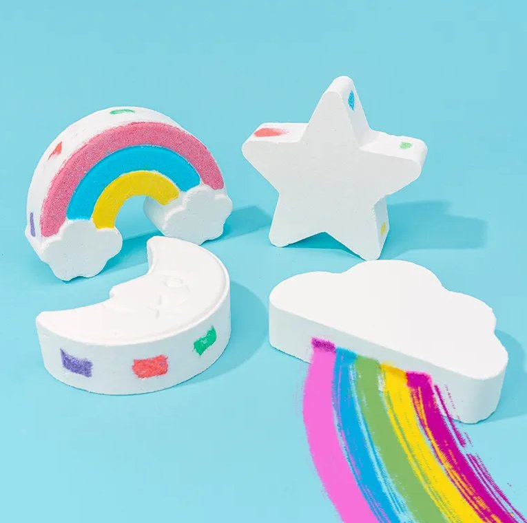 Online Wholesale and Retail Gift Set Cartoon Rainbow Star Moon Shape Handmade Fizzzy Bubble Organic Bath Bombs Private Label Cloud Bath Bomb