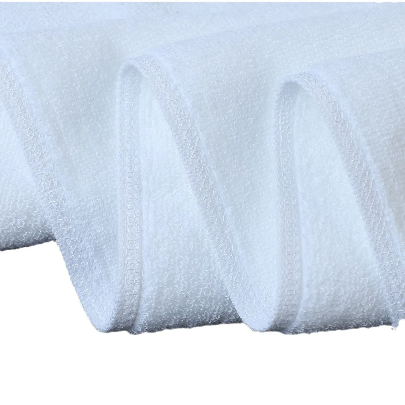 Great Quality 600GSM Bath Towel Hotel Soft White Logo Custom 70X140cm Hotel 100% Cotton Stock Bath Towel