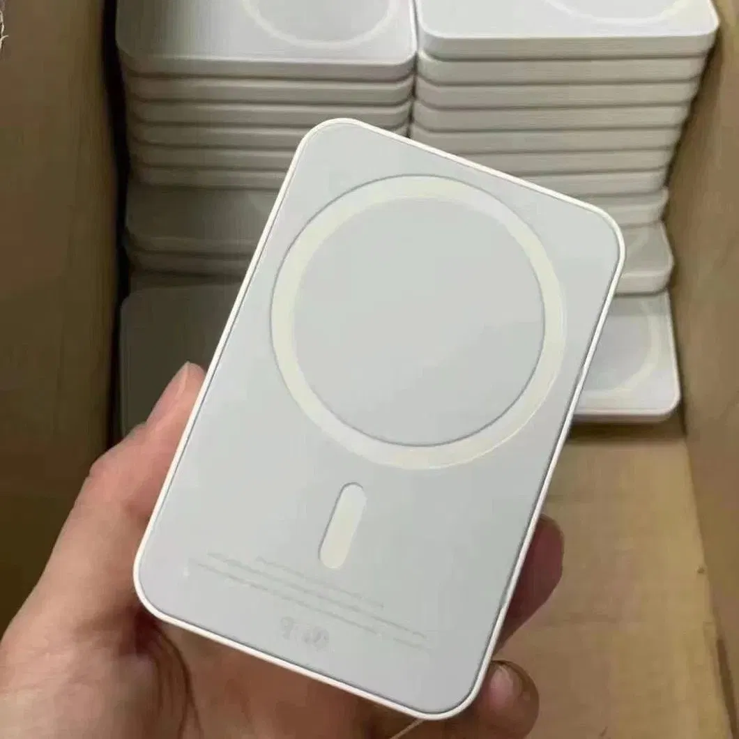 Беспроводной пауэрбанк 5000 mAh с MagSafe для iPhone