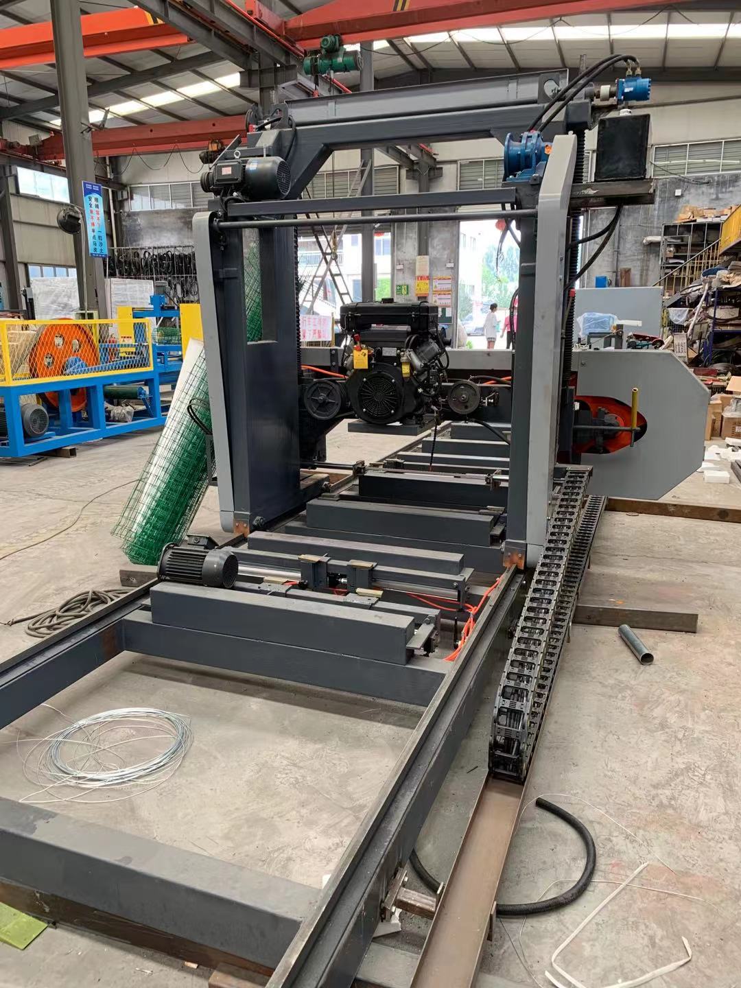 Пилорама ленточная портативная MJ700