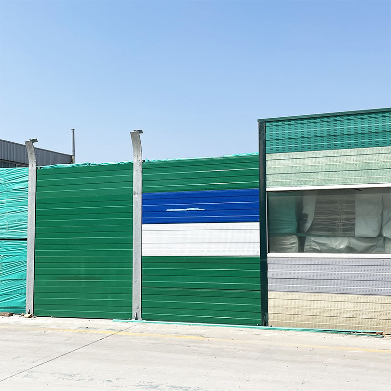 Sound Barrier Fence Manufacturing Stadium Galvanized Chain Link Fence