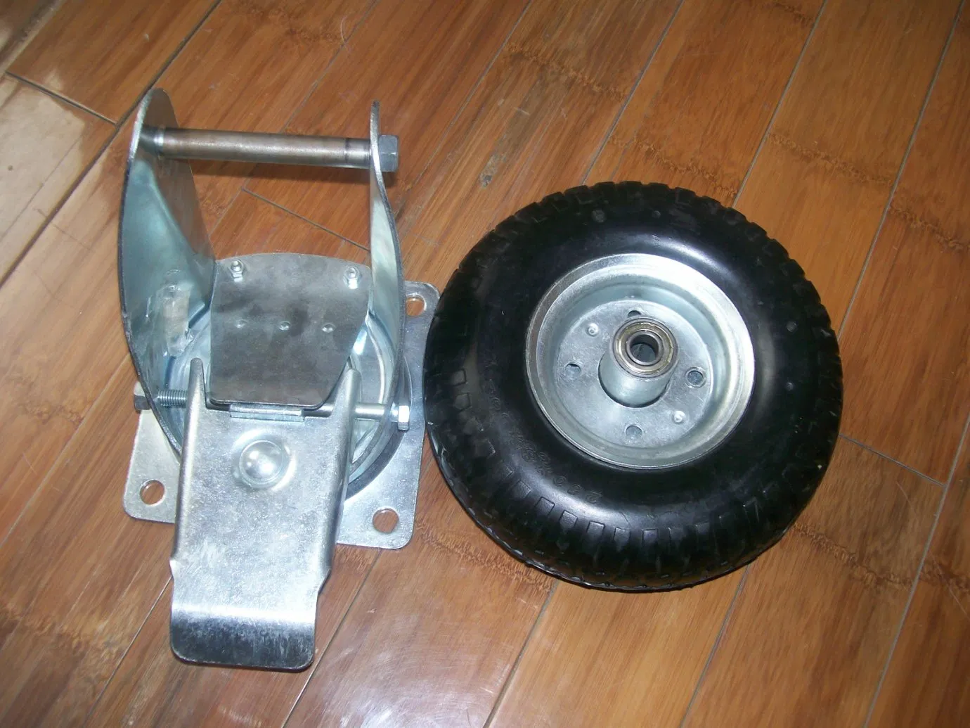 High Quality Durable Heat Resisting Utility Rubber Powder Solid Rubber Wheel (3.00-4)