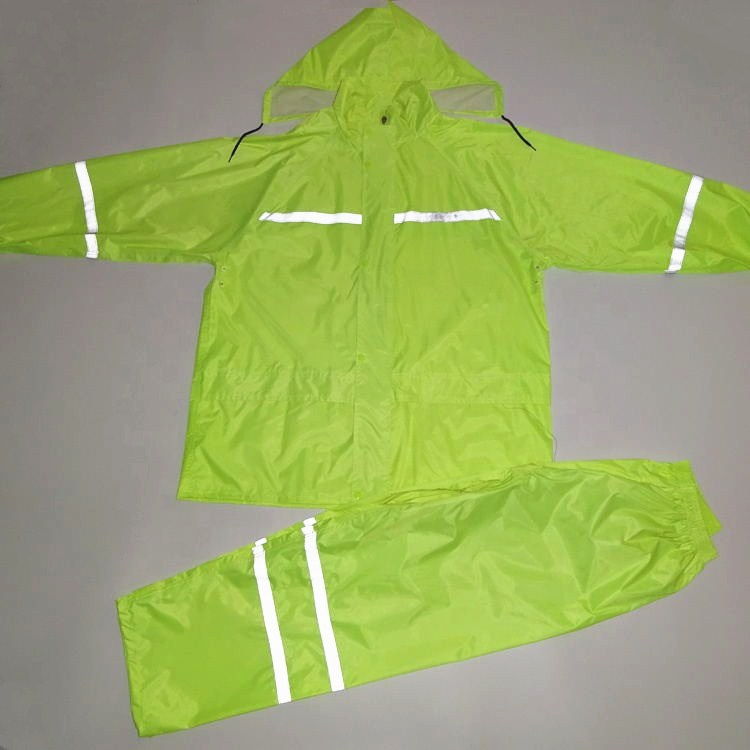 Reflective Lightweight Fluorescent Green PVC Waterproof Raincoat