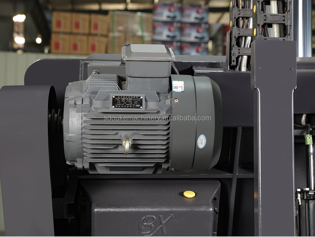 Ленточная пила по металлу автоматическая промышленная