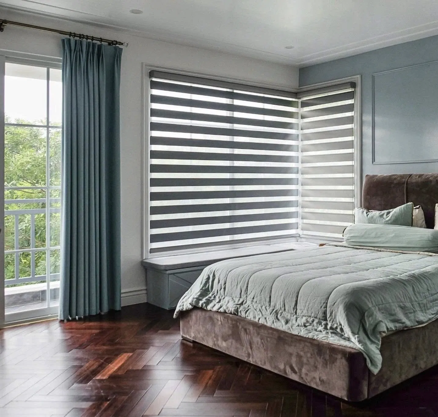 Custom Printed Horizontal Day and Night Automatic Shutter Blackout Shades Electric Cordless Window Zebra Roller Blinds