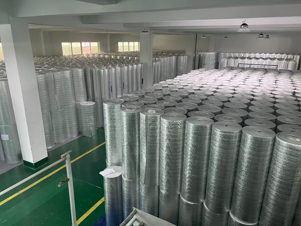 Customized Aluminium Foil EPE Foam Thermal Insulation Material Radiant Barrier for Building